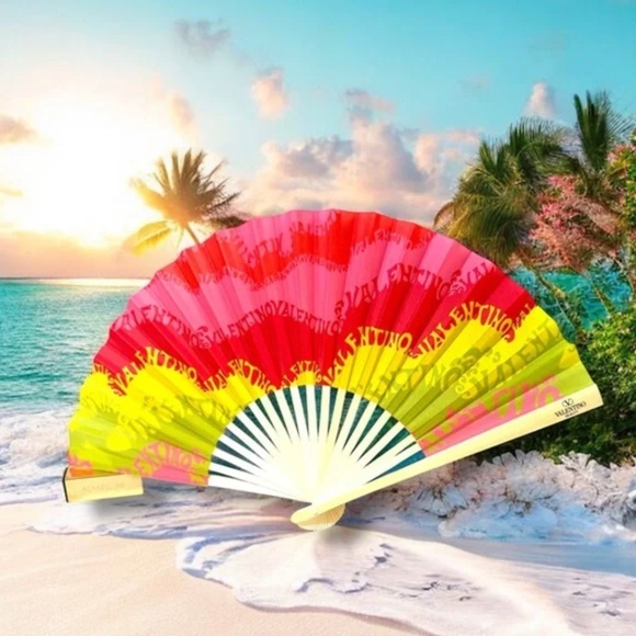 Valentino Summer Fan Escape Colorful Wave Collection VIP Gift Novelty Rare New - Picture 1 of 7